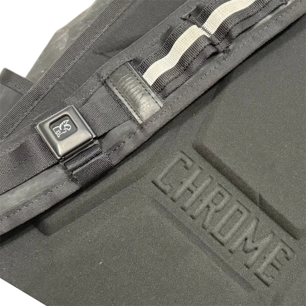Chrome Industries Bravo 2.0 rolltop backpack weather-resistant - 20 to 32 liters